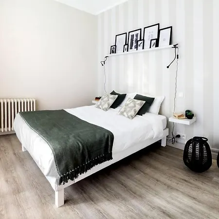 Апартаменты Charmant - Chambre Separee - 300m De La Gare Et Acces Direct Au Coeur Historique Пуатье