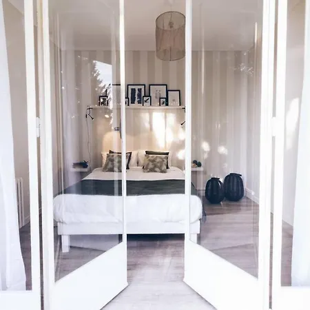 Apartmán Charmant - Chambre Separee - 300m De La Gare Et Acces Direct Au Coeur Historique Poitiers